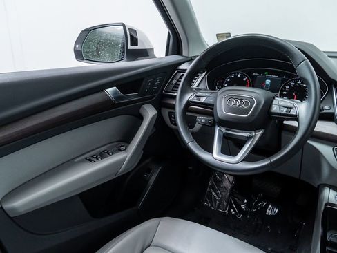 Used 2023 Audi Q5 2.0T Premium w/ Convenience Package AWD/4WD image 26