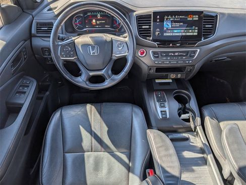 Certified 2022 Honda Pilot TrailSport image 27