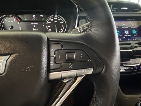 Used 2022 Cadillac XT6 Premium Luxury image 45