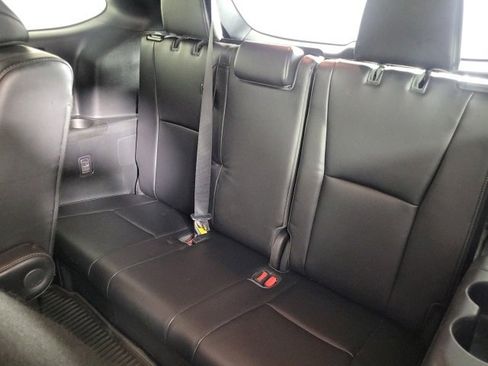 Used 2022 Toyota Highlander XSE image 22