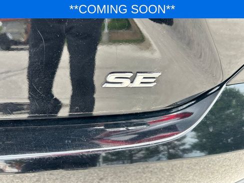 Certified 2025 Toyota Camry SE FWD image 14