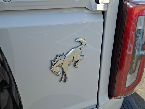 Certified 2025 Ford Bronco Badlands AWD/4WD image 30