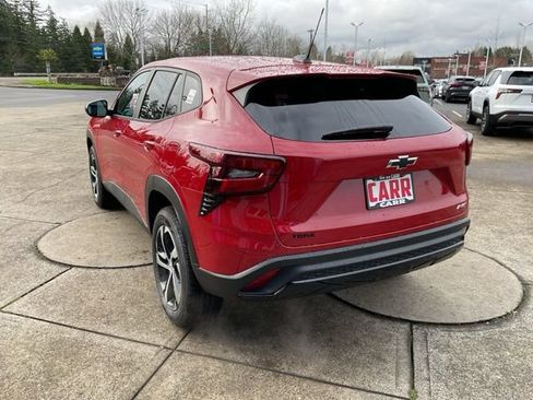 New 2026 Chevrolet Trax RS w/ Driver Confidence Package image 6