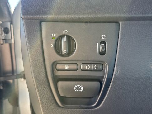 Used 2012 Volvo XC90 3.2 AWD/4WD image 16