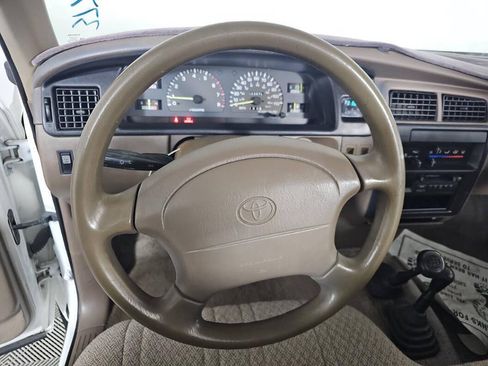Used 1995 Toyota T100 DX AWD/4WD image 10