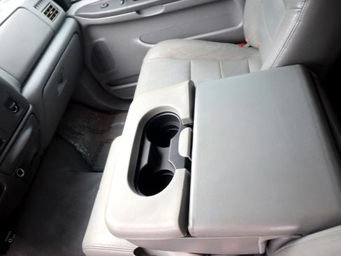 Used 2003 Ford F250 XL image 24