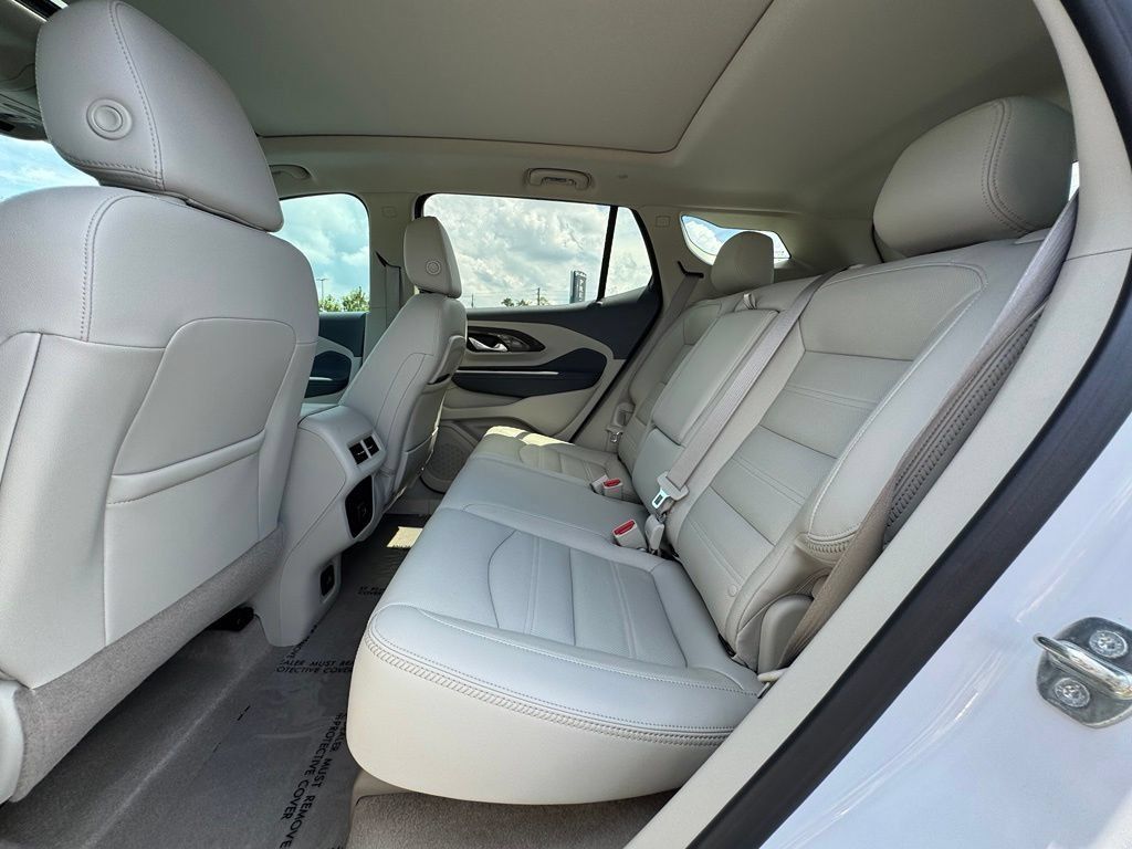 Used 2023 GMC Terrain Denali AWD/4WD image 31