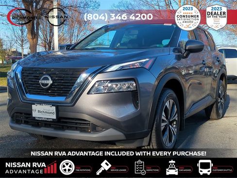Used 2023 Nissan Rogue SV image 9