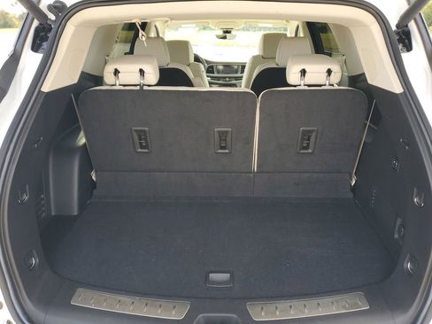 Used 2023 Buick Enclave Avenir w/ Avenir Technology Package image 22