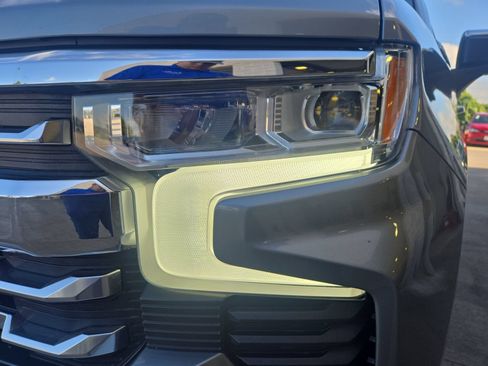 Used 2023 Chevrolet Silverado 1500 LTZ AWD/4WD image 10