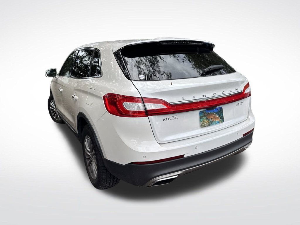 Used 2017 Lincoln MKX Select AWD/4WD image 6
