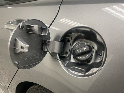 Used 2023 Kia Rio S w/ Technology Package image 13