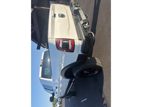 Used 2022 RAM 2500 Limited AWD/4WD image 8