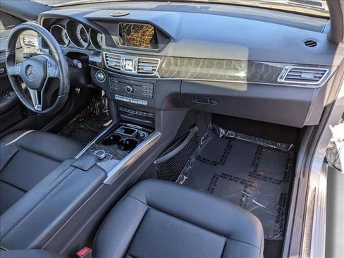 Certified 2016 Mercedes-Benz E 350 Sedan image 23
