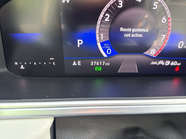 Used 2025 Volkswagen Taos SE FWD image 20