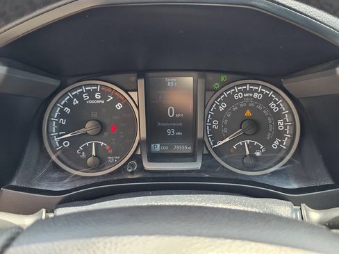 Used 2021 Toyota Tacoma TRD Off-Road w/ Technology Package AWD/4WD image 33