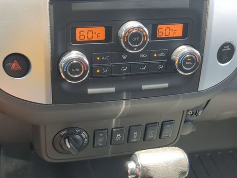 Used 2018 Nissan Frontier PRO-4X AWD/4WD image 22