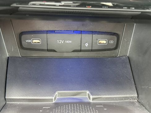 Used 2023 Hyundai Tucson Limited AWD/4WD image 19