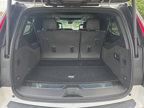 Certified 2023 Cadillac Escalade ESV Sport Platinum image 13
