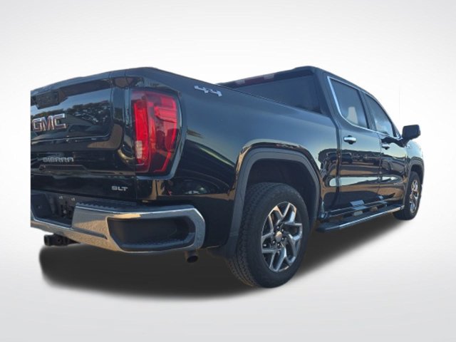 Used 2023 GMC Sierra 1500 SLT w/ SLT Premium Package AWD/4WD image 3