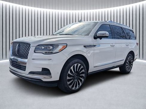 Used 2022 Lincoln Navigator Black Label image 7
