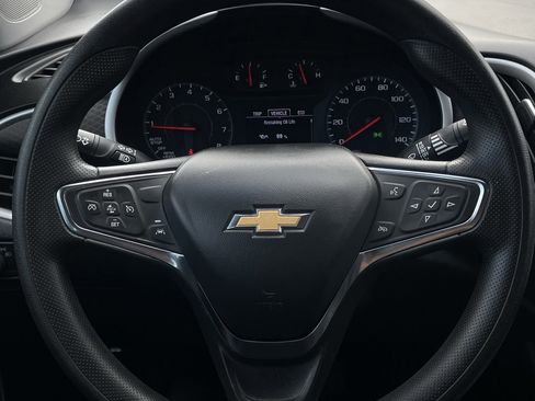 Used 2024 Chevrolet Malibu LT image 11