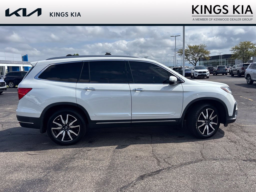 Used 2022 Honda Pilot Elite image 2
