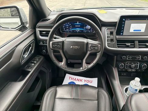 Used 2023 Chevrolet Suburban RST AWD/4WD image 25