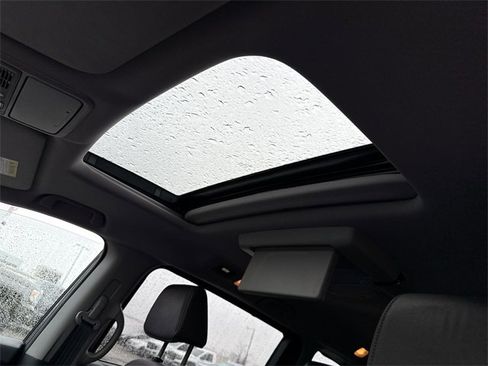 Used 2018 Honda Odyssey Elite image 22