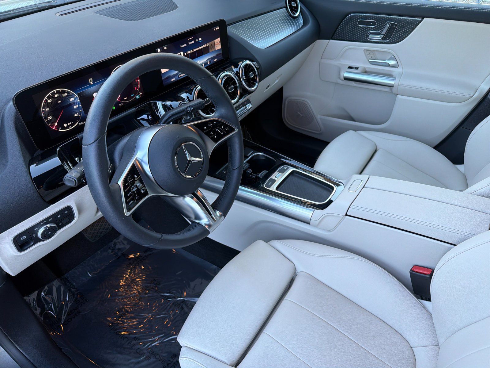 Certified 2026 Mercedes-Benz GLA 250 image 9