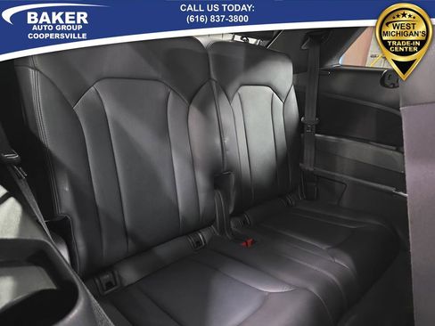 Used 2017 Audi Q7 3.0T Premium Plus w/ Premium Plus Package image 12