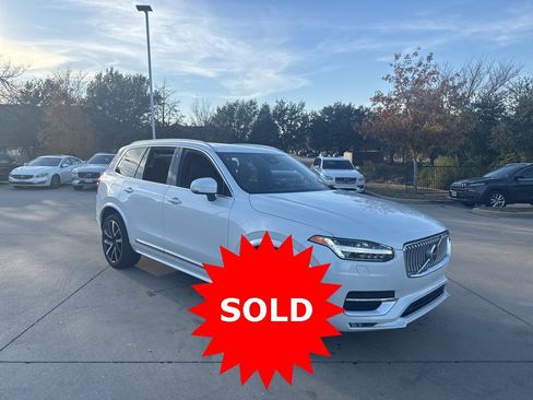 Certified 2023 Volvo XC90 B6 Plus image 3