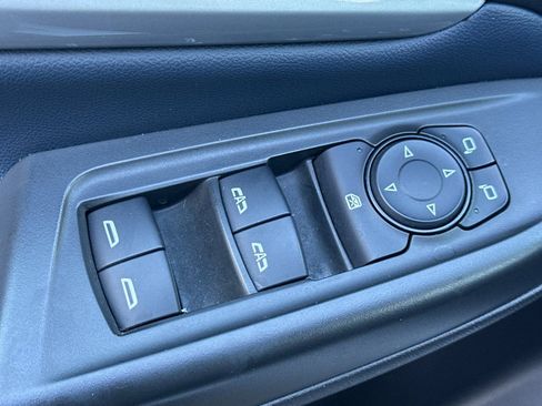 Used 2022 Chevrolet Bolt EUV Premier w/ Super Cruise Package image 12