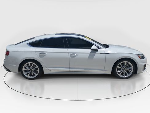 Used 2022 Audi A5 2.0T Premium Plus w/ Premium Plus AWD/4WD image 2
