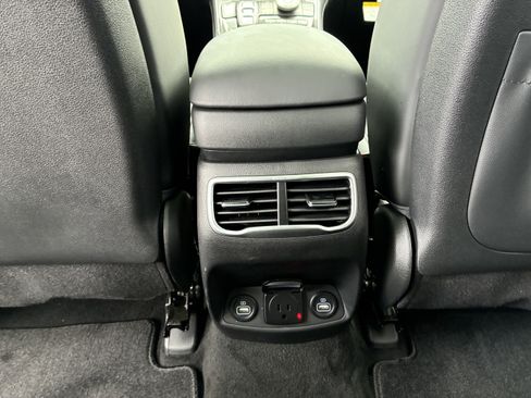 Used 2023 Hyundai Santa Fe Calligraphy FWD image 16