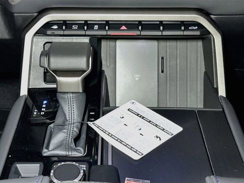 New 2026 Toyota Tundra Platinum AWD/4WD image 11