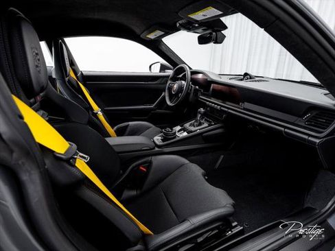 Used 2026 Porsche 911 GT3 RWD image 42