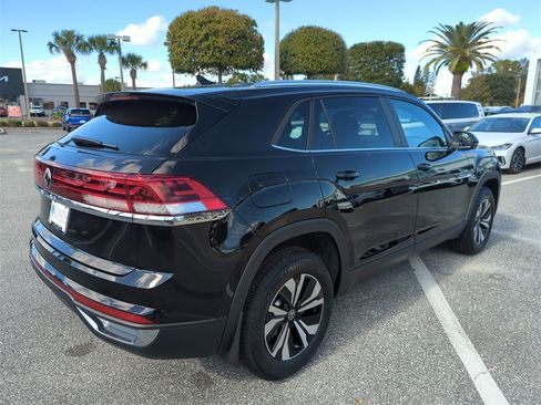 New 2026 Volkswagen Atlas Cross Sport SE image 6