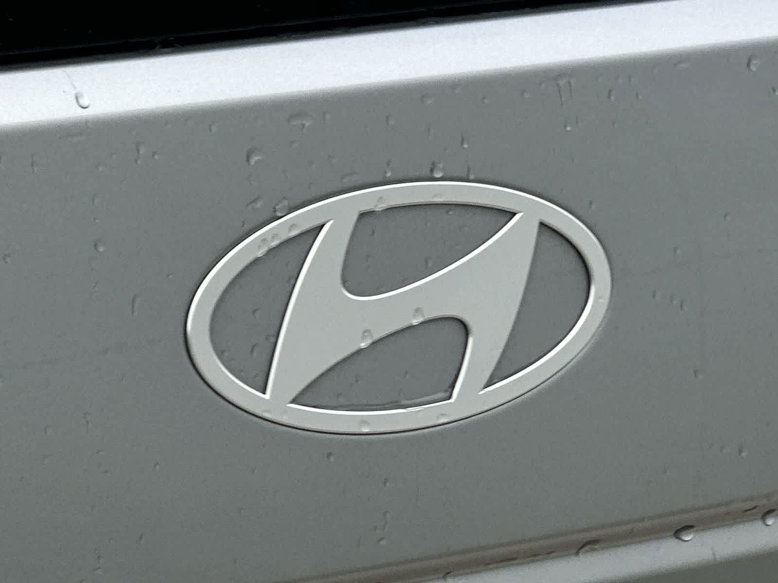 Used 2024 Hyundai Santa Fe SEL AWD/4WD image 15