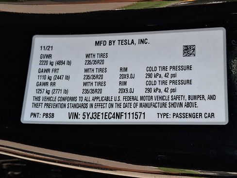 Used 2022 Tesla Model 3 Performance AWD/4WD image 24