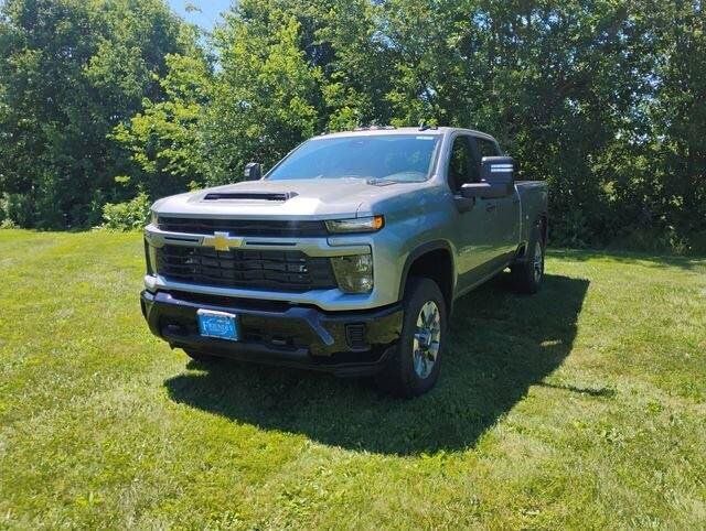 New 2026 Chevrolet Silverado 2500 Custom w/ Custom Value Package AWD/4WD image 3