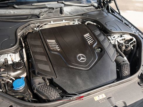 Used 2019 Mercedes-Benz S 560 4MATIC Sedan w/ Premium Package image 55