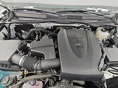 Used 2023 Toyota Tacoma TRD Off-Road image 37