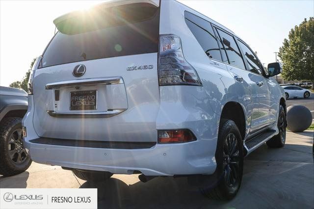 Certified 2022 Lexus GX 460 Premium w/ Premium Package AWD/4WD image 4