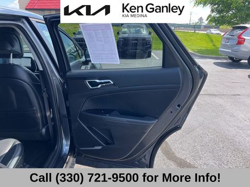 Used 2024 Kia Sportage EX FWD image 56