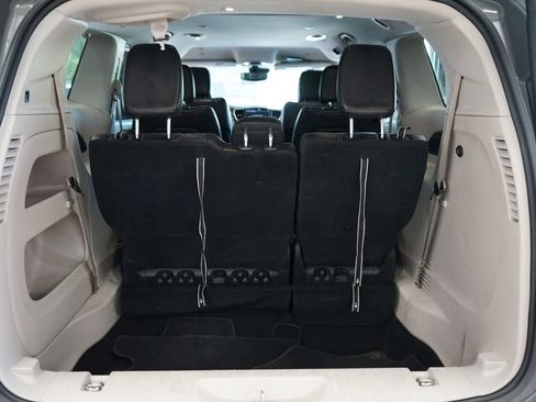 Used 2022 Chrysler Pacifica Touring-L FWD image 52