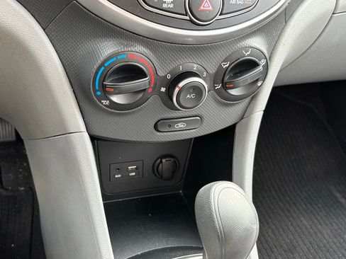 Used 2016 Hyundai Accent SE image 9