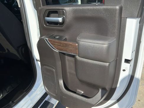 Used 2022 GMC Sierra 2500 SLE w/ SLE Convenience Package AWD/4WD image 13