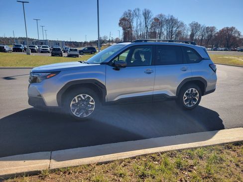 New 2026 Subaru Forester Premium AWD/4WD image 4