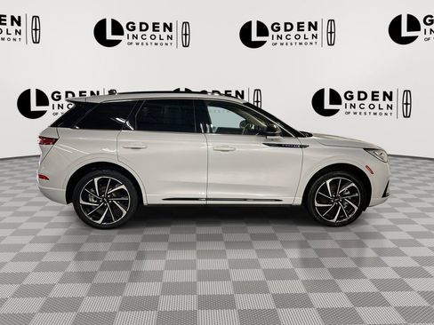 Used 2025 Lincoln Corsair Grand Touring w/ Equipment Group 301A image 9